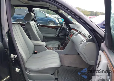 1998 Mercedes-Benz E 320 Awd из США, поврежденный, VIN WDBJH82F0WX010457